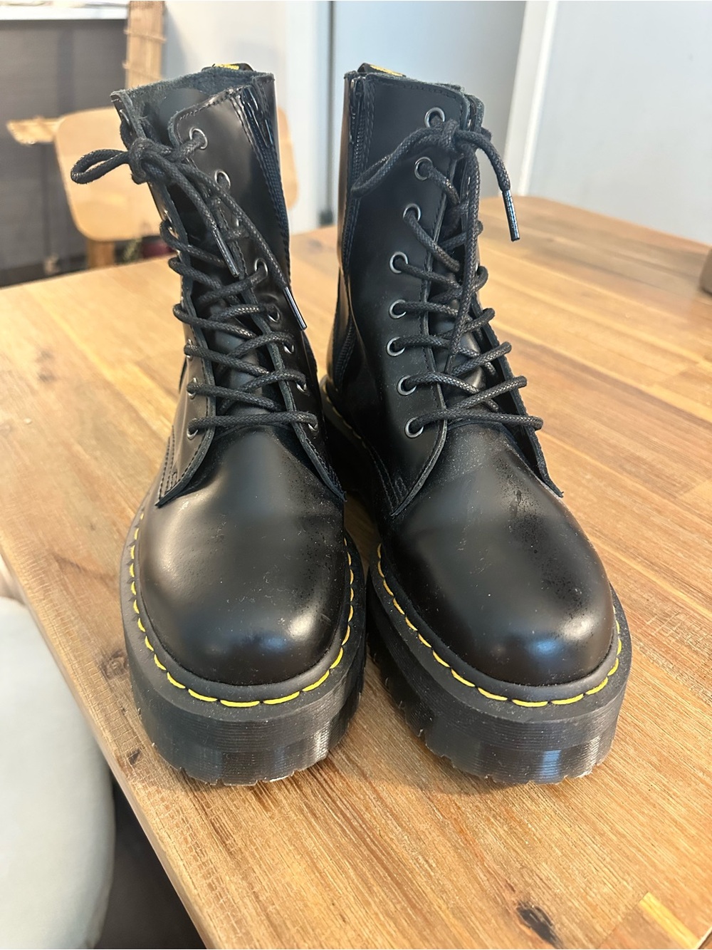 Dr. Martens Black Jadon Lace-Up Platform Boots Women size 9, Mens 8.